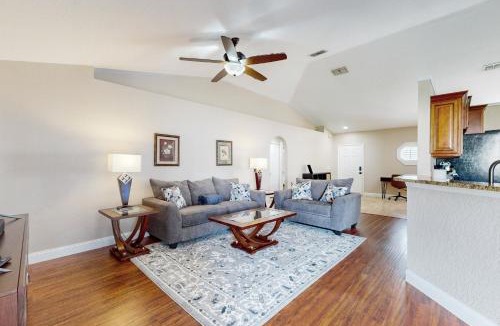 Spring Hill House | Spring Leisure