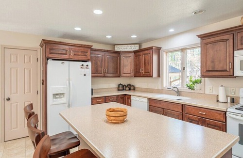 Warsaw House | Spring Mountain Cove