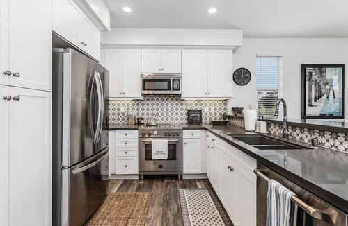 Townsite House | Spring Special 15% Off a Luxury Townhome with Pool & A/C