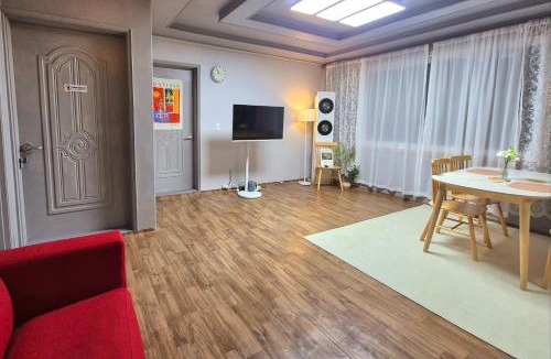 Jeonju Apartment | Spring Sunlight