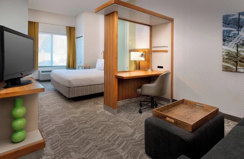 Jefferson Manor Hotel | SpringHill Suites Alexandria