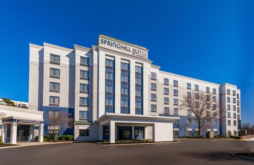 Peabody Hotel | SpringHill Suites Boston Peabody