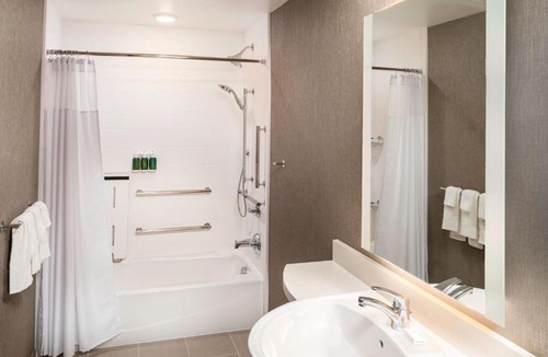 Irvine Hotel | SpringHill Suites by Marriott Irvine Lake Forest
