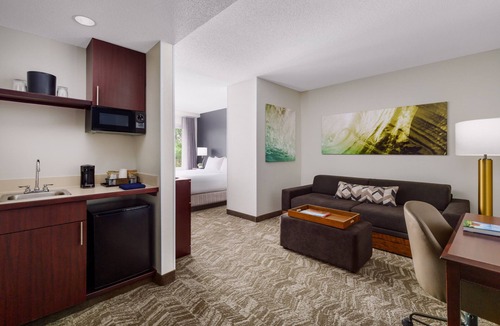Manchester Hotel | SpringHill Suites by Marriott Manchester-Boston Regional Airport
