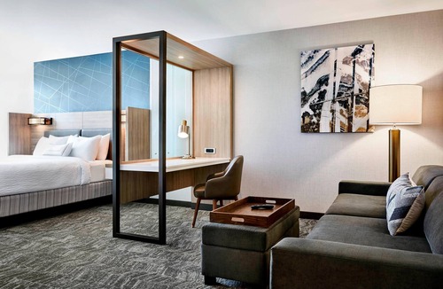 Estero Hotel | SpringHill Suites by Marriott Fort Myers Estero