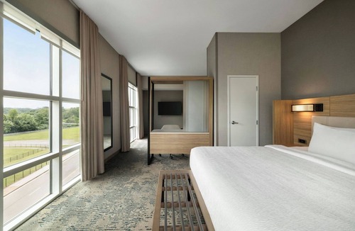 Roanoke Hotel | SpringHill Suites by Marriott Roanoke