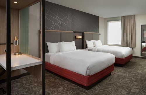 Estero Hotel | SpringHill Suites by Marriott Fort Myers Estero
