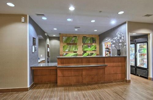 Southfield Hotel | SpringHill Suites Detroit Southfield