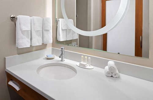 Woodlands Village Hotel | SpringHill Suites Flagstaff