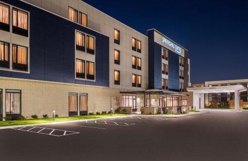 Menomonee Falls Hotel | SpringHill Suites by Marriott Menomonee Falls