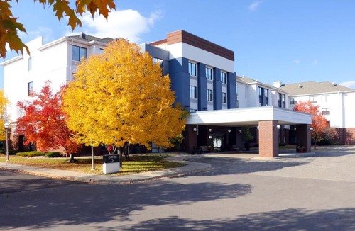 St. Louis Park Hotel | SpringHill Suites Minneapolis West St. Louis Park