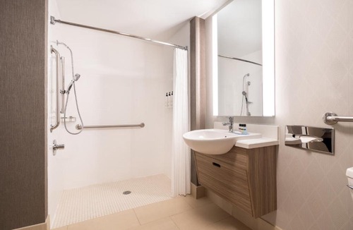 Willock Hotel | SpringHill Suites West Mifflin