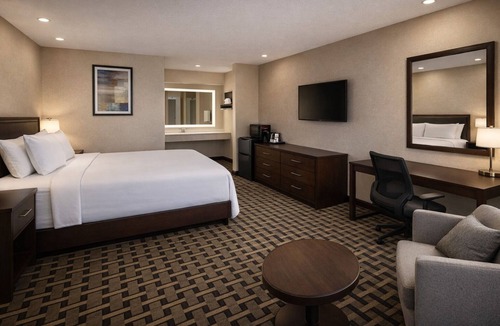 Millington Hotel | Springplace Inn & Suites