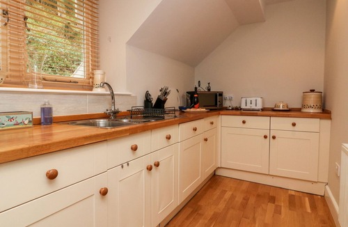 Hele Cottage | Springside