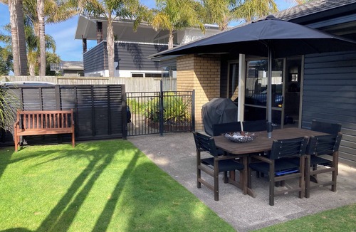 Mount Maunganui House | Springtide Bach at the Mount