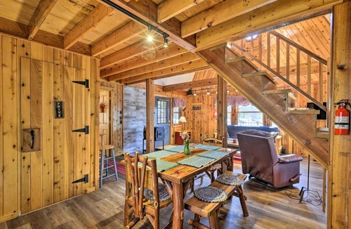 Springwater House | Springwater Cabin Near Hiking, Lakes, & Vineyards