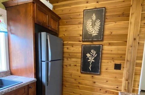 Decorah Other | Springwater Farmhouse, Springwater Farmhouse: Unsurpassed Privacy