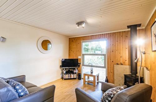 Summerbridge Resort | Springwood Lodges