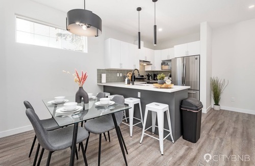 North Central Edmonton House | Spruce Ave - Parking - Sleeps 4