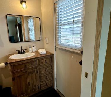 Landers House | Spy Mountain Hideaway on 5 Acres with Hot Tub & Privacy! home