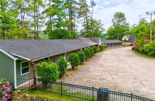 Holderness House | Squam waterfront 2 bed 2 bath (Suite 8)