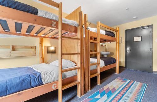 Squamish Hotel | Squamish Adventure Inn