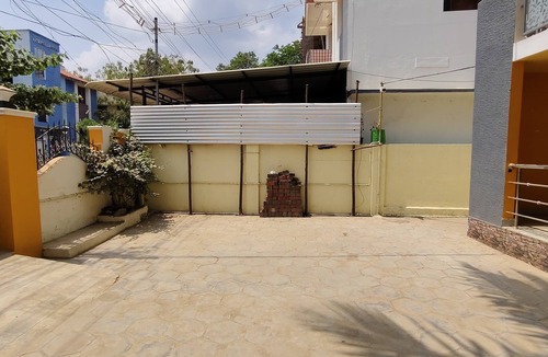 Palayankottai Villa | Square & Dormitory Stays