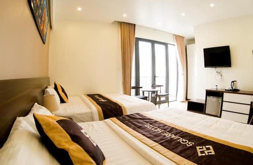 Ha Long Hotel | Square Hostel