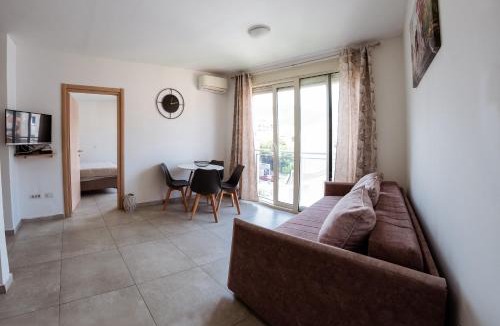 Budva Apartment | Square Inn
