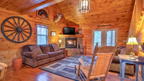 Blue Ridge House | Squat and Gobble