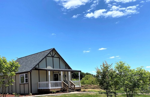 Lyons Cottage | Squire Cottage - Enjoy spectacular sunsets