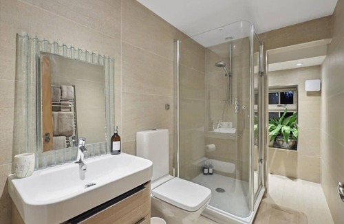 East Langton House | Squirrel Lodge - Hot Tub Getaway