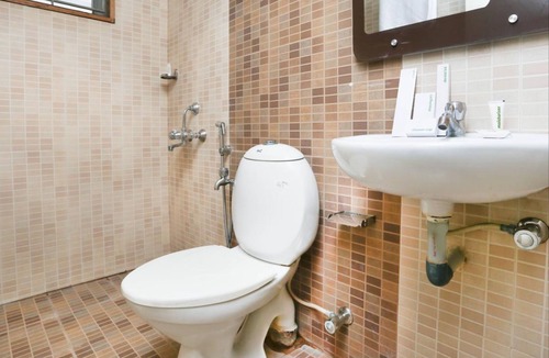 Periamet Hotel | Sr Residency
