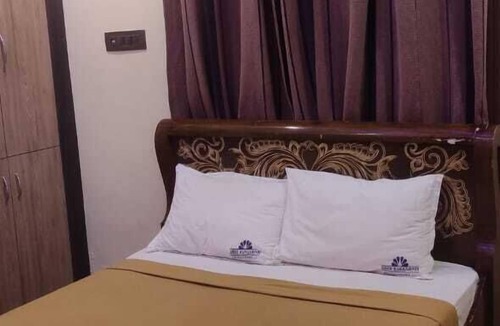 Rameshwaram Hotel | Sree Kumaran Residence by Royal stay