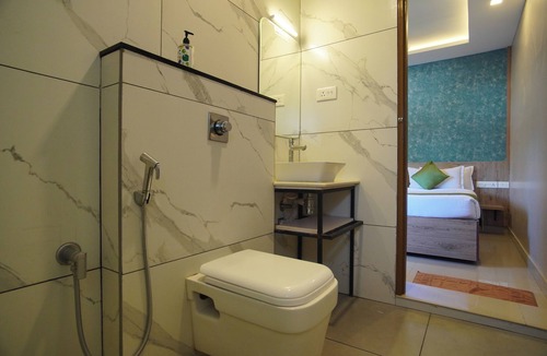 Guruvayur Hotel | sreepathi prayag
