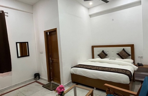 Greater Noida Hotel | SRH HOTEL