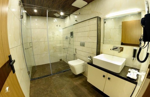 Davanagere Hotel | Srigandha Residency