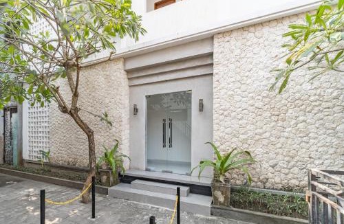 Central Seminyak House | Srikrisna