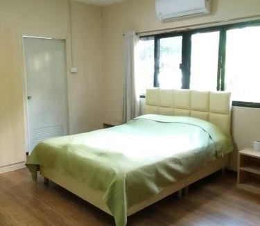 Pathum Thani Hotel | Sripiamsuk Resort Bangkok