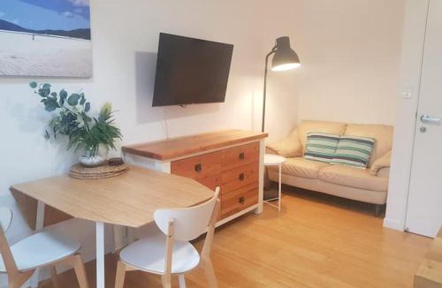 Wynnum Apartment | St Caths Anchorage