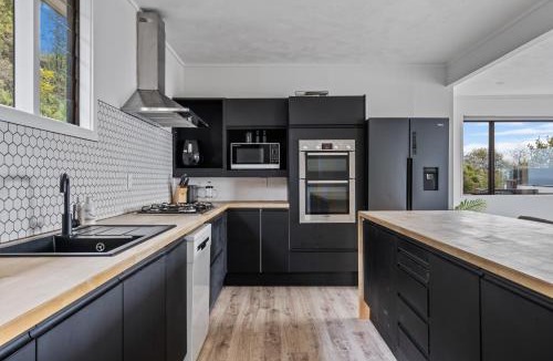 St. Clair House | St Clair Heights Panoramic Views