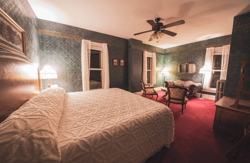 Ouray Hotel | St. Elmo Hotel