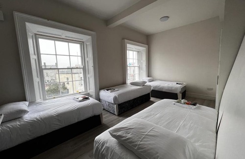 Dundalk Hostel | St Francis Accommodation