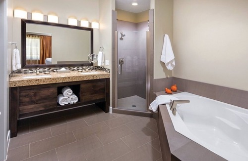 St. George Resort | St George | Elevated Red Rock Retreat | Pool + Hot Tub | 3BR Sleeps 6