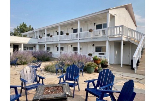 Cimarron Hotel | St James A4