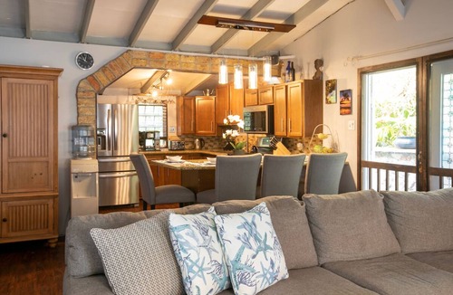 Estate Glucksberg and Grunwald Cottage | ST.JOHN, VIRGIN ISLANDS! 2 BEDROOM, 1.5 BATH, BEAUTIFUL TROPICAL GARDENS!