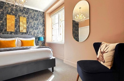 Dalavich Apartment | St Johns Jailhouse by the Castle