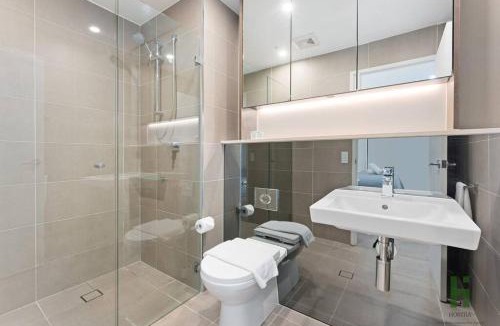 St. Leonards Apartment | St Leonards 2B2B Apt with Skyview