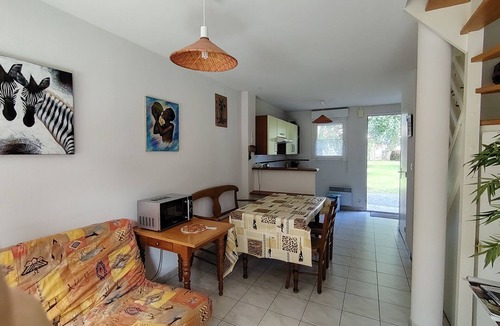Saint-Pair-sur-Mer House | St Pair sur mer/Kairon plage Gite 500 m from the beach in a quiet wooded park