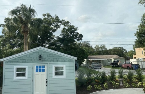 St. Petersburg Cottage | St Pete/gulfport Tiny little small home